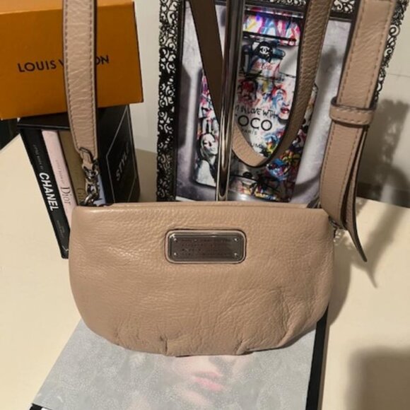 Marc By Marc Jacobs Crossbody EUC - Picture 4 of 4